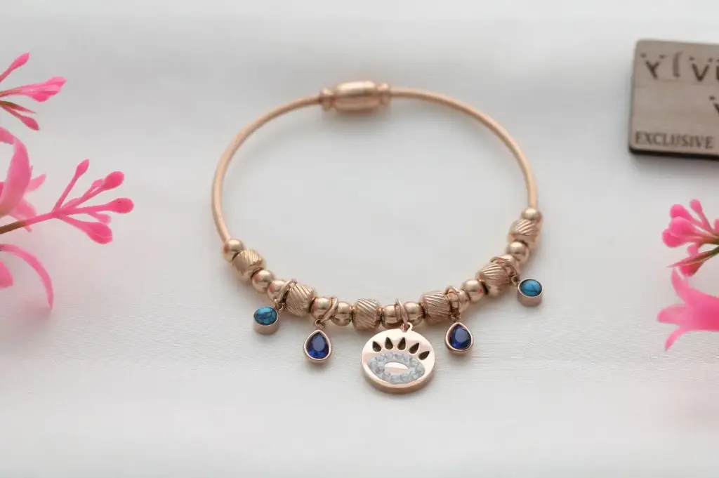 Blue Aura Charm 🔵🧿